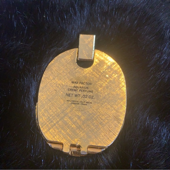Vintage Max Factor pendent - Picture 2 of 6